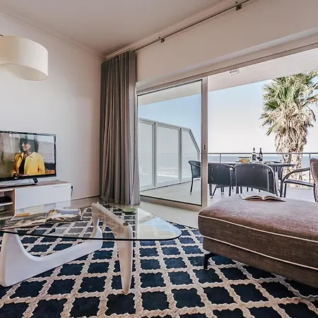 Beachfront Atlantic View A09 Appartement