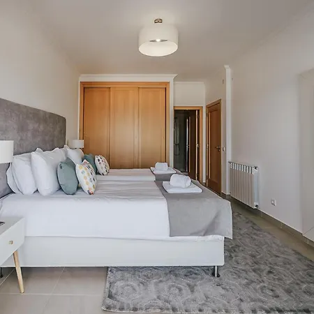 Beachfront Atlantic View A09 * オビドス