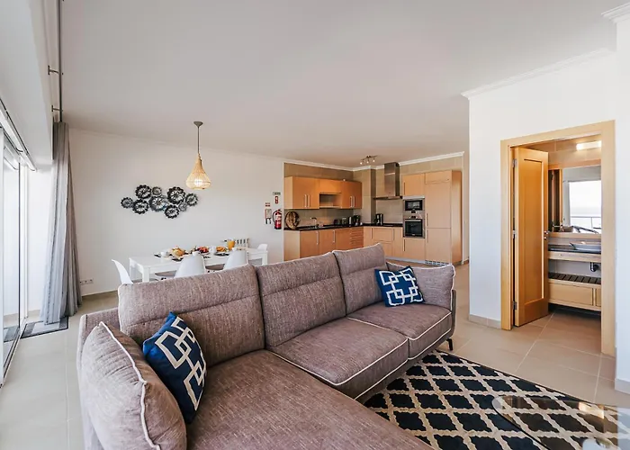 Beachfront Atlantic View A09 アパート オビドス